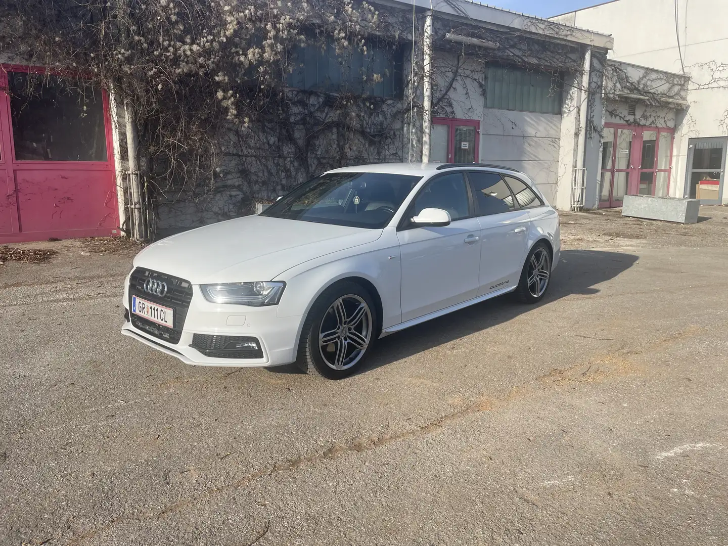 Audi A4 Avant 2,0 TDI quattro Sport DPF - 1