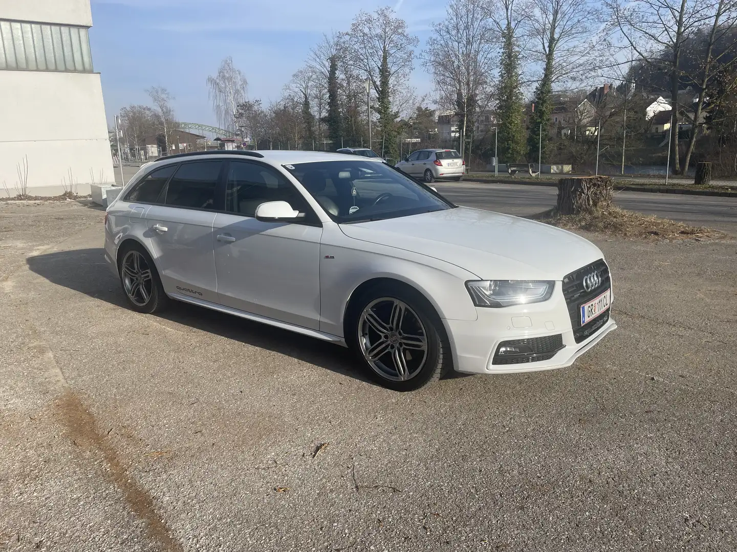 Audi A4 Avant 2,0 TDI quattro Sport DPF - 2
