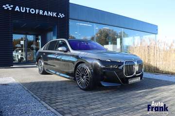 60 / M-SPORT / 2-TONE / TV / LOUNGE SEAT / B&W