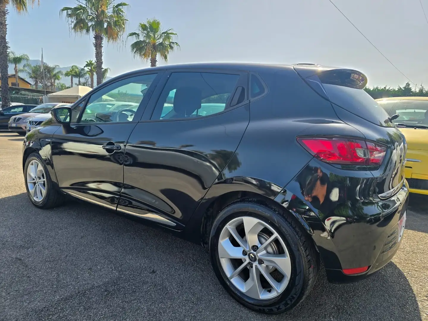 Renault Clio 0.9TCE GPL SERIE 90CV ENERGY PLUS Nero - 2