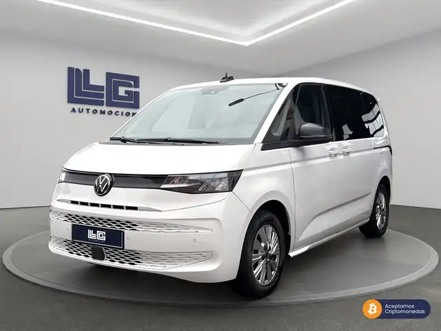 Volkswagen Multivan view 2