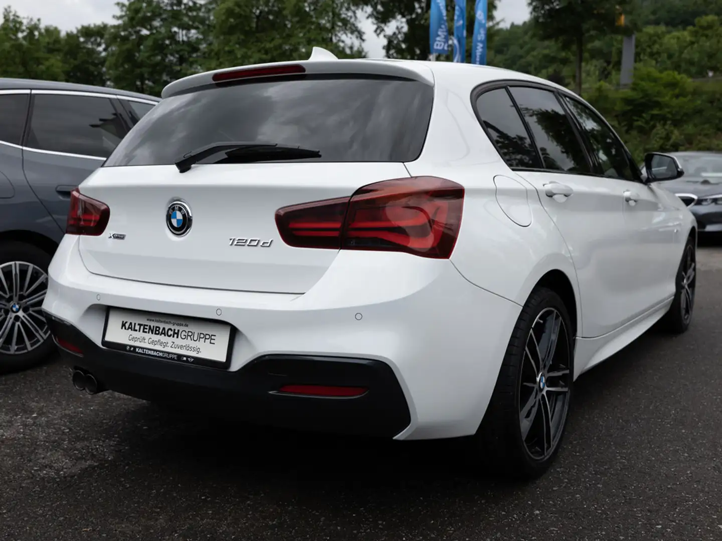 BMW 120 d xDrive Edition M Sport Shadow FACEL. LED Blanc - 2