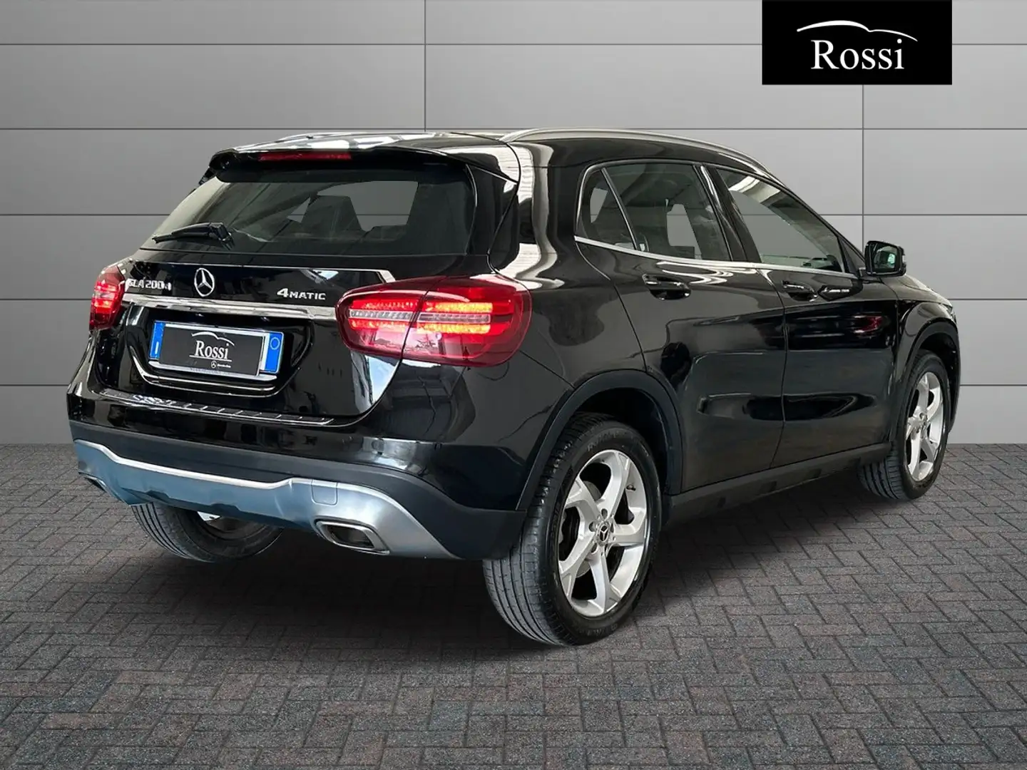 Mercedes-Benz GLA 200 d Sport 4matic auto Negro - 1