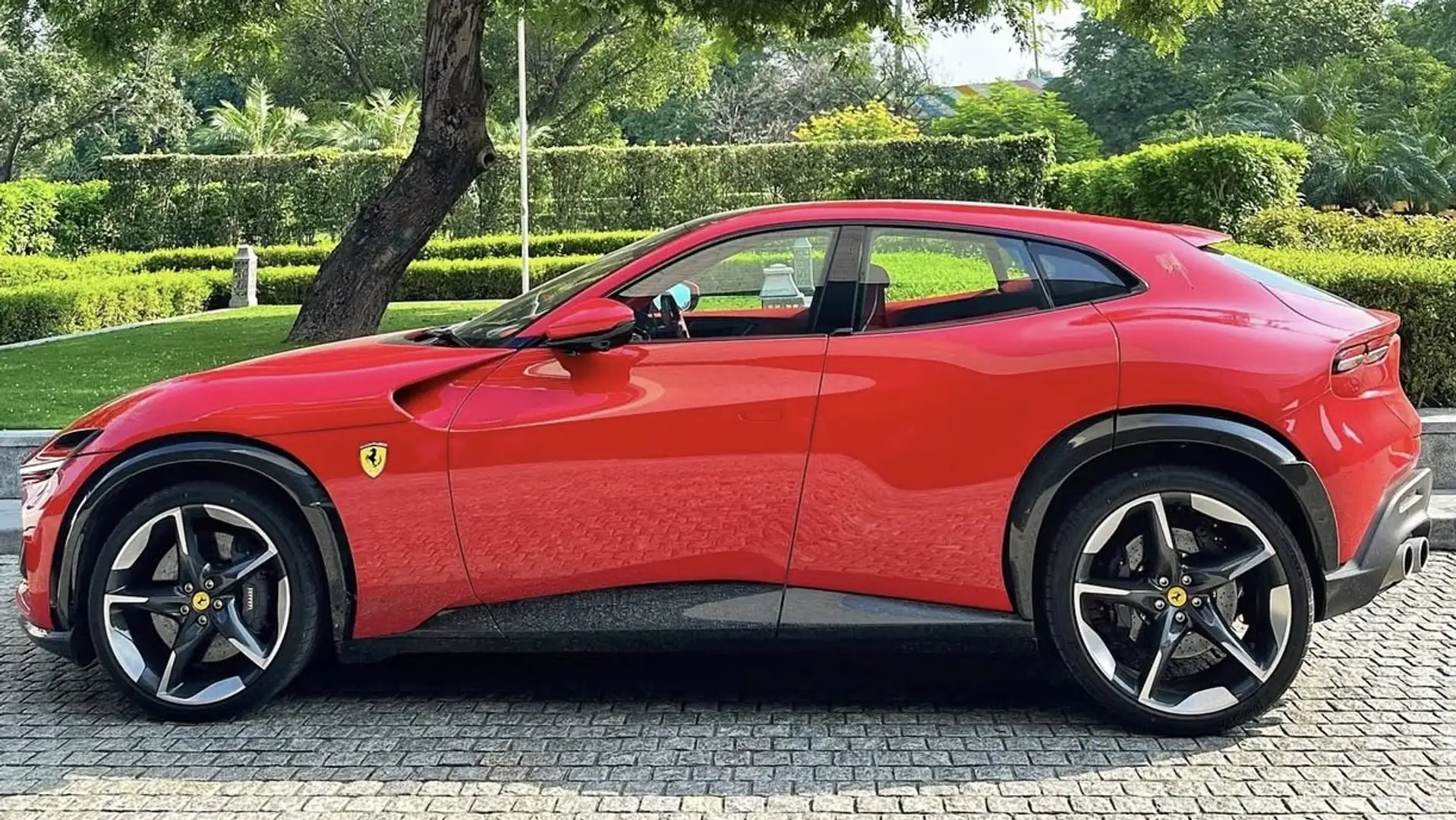 Ferrari Purosangue 6.5 Disponibile in piu colorazioni e specifiche - 2