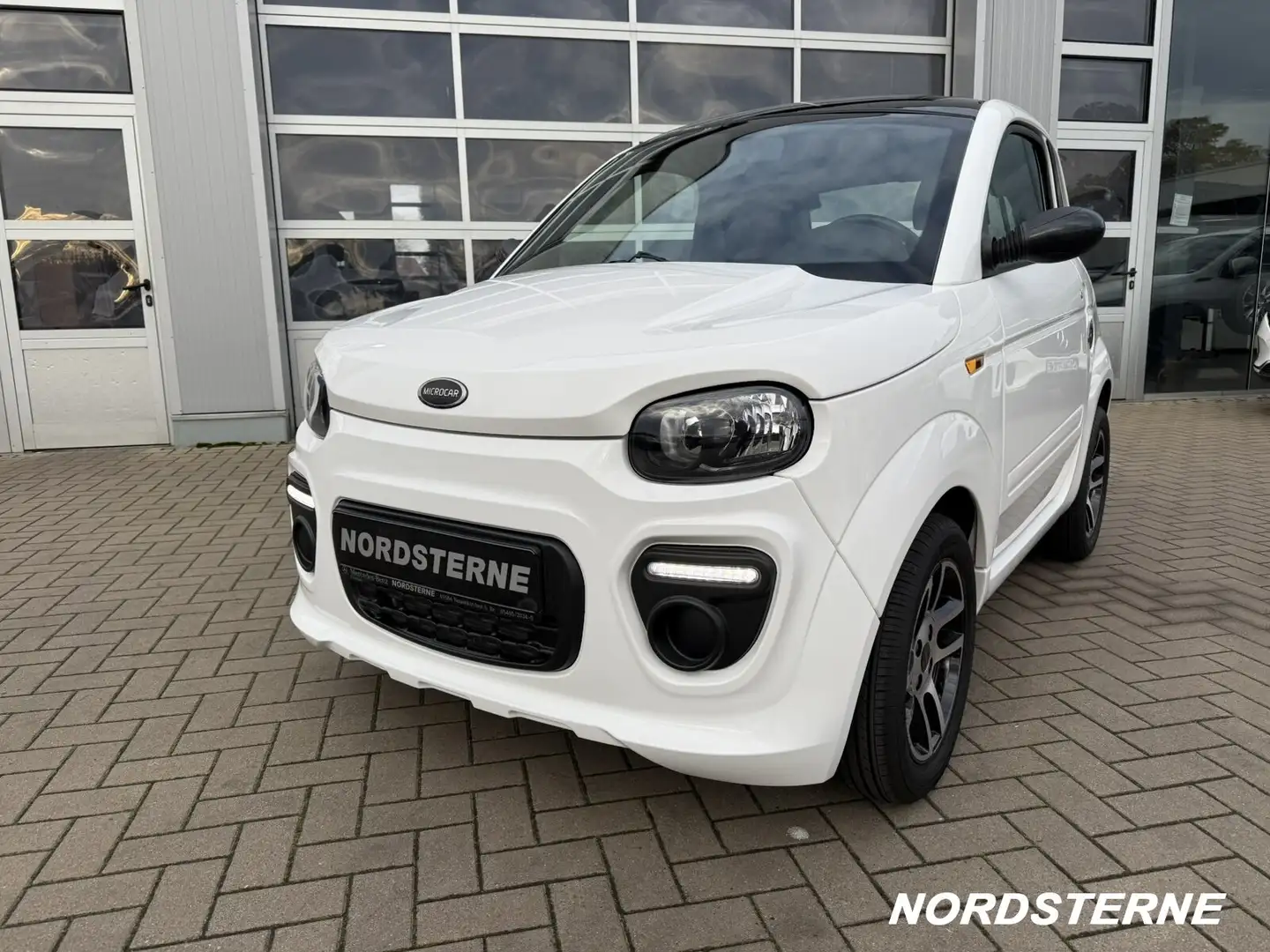 Ligier Microcar Due Ligier Automatk Moped fahren mit 15 Білий - 2