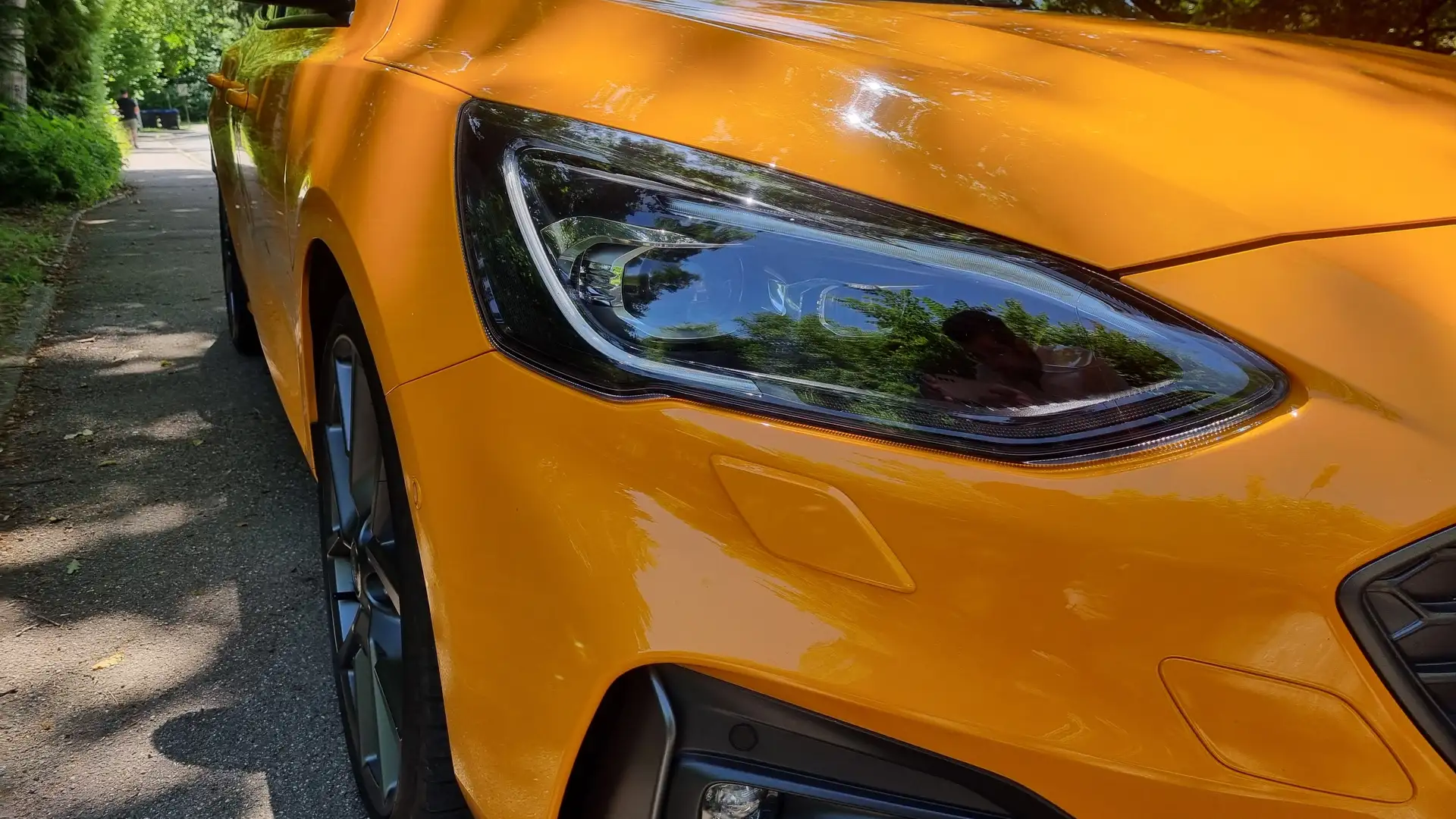 Ford Focus Ford Focus  ST 2.0 Ecoblue 190 PS Pneumatici P-ZER Orange - 2