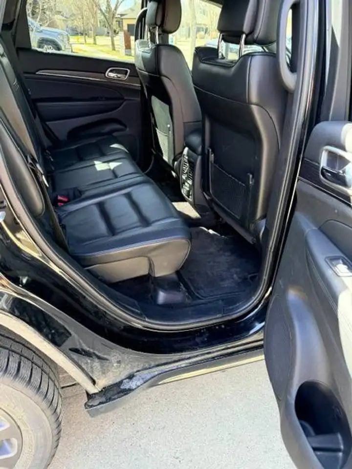 Jeep Grand Cherokee снимка Jeep Grand Cherokee