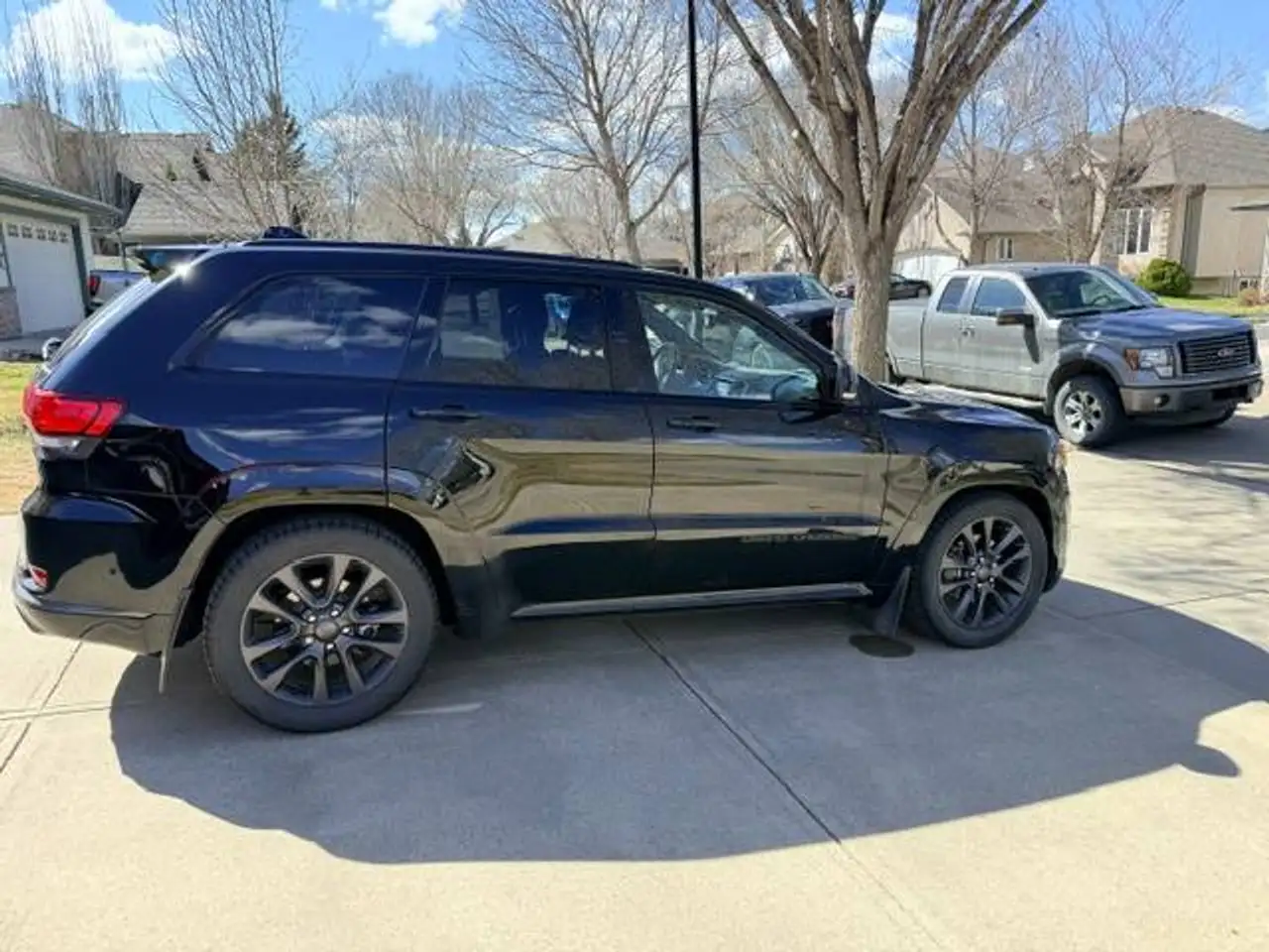 Jeep Grand Cherokee снимка Jeep Grand Cherokee