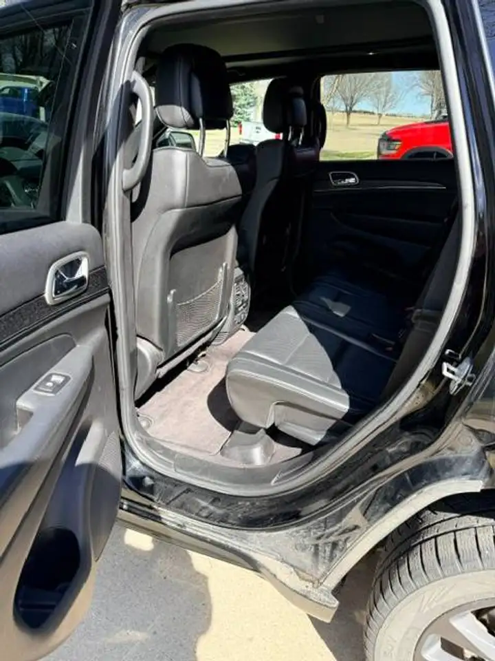 Jeep Grand Cherokee снимка Jeep Grand Cherokee