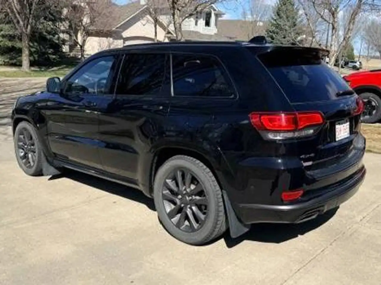 Jeep Grand Cherokee снимка Jeep Grand Cherokee