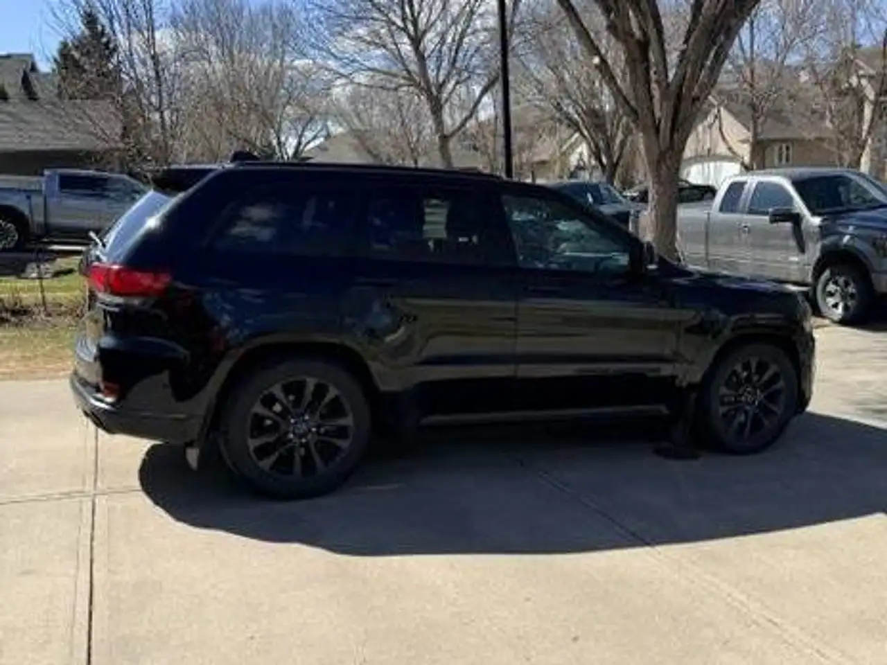 Jeep Grand Cherokee снимка Jeep Grand Cherokee