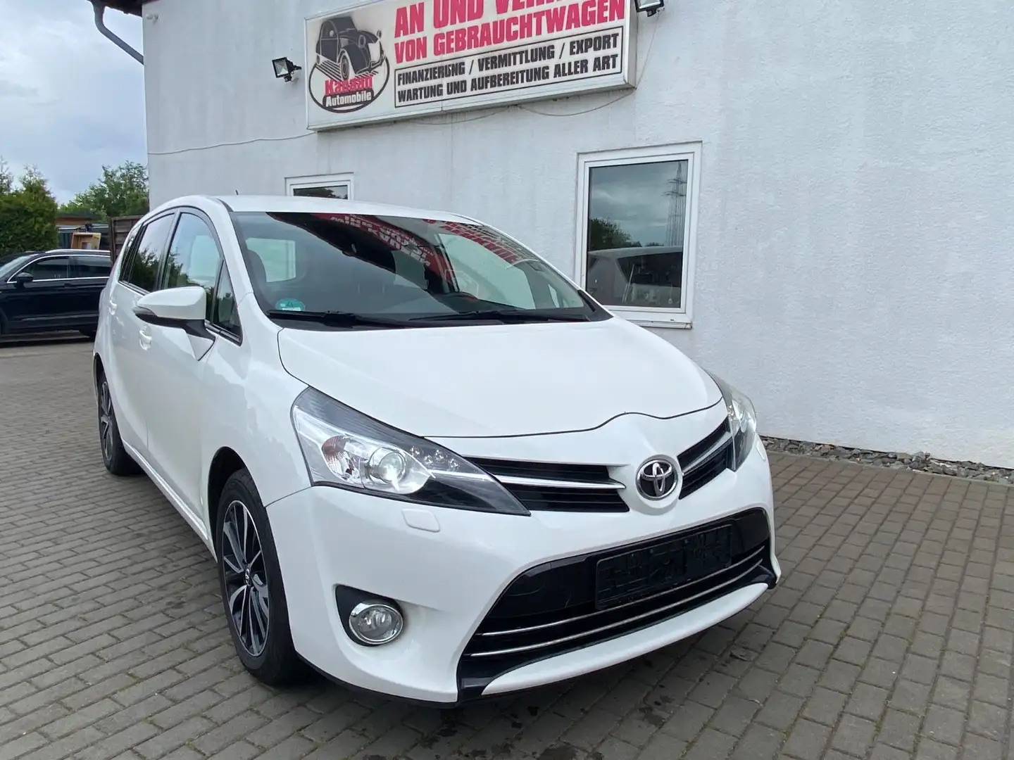 Toyota Verso Edition-S+ Klimaautomatik/Xenon/Kamera/ Blanco - 2