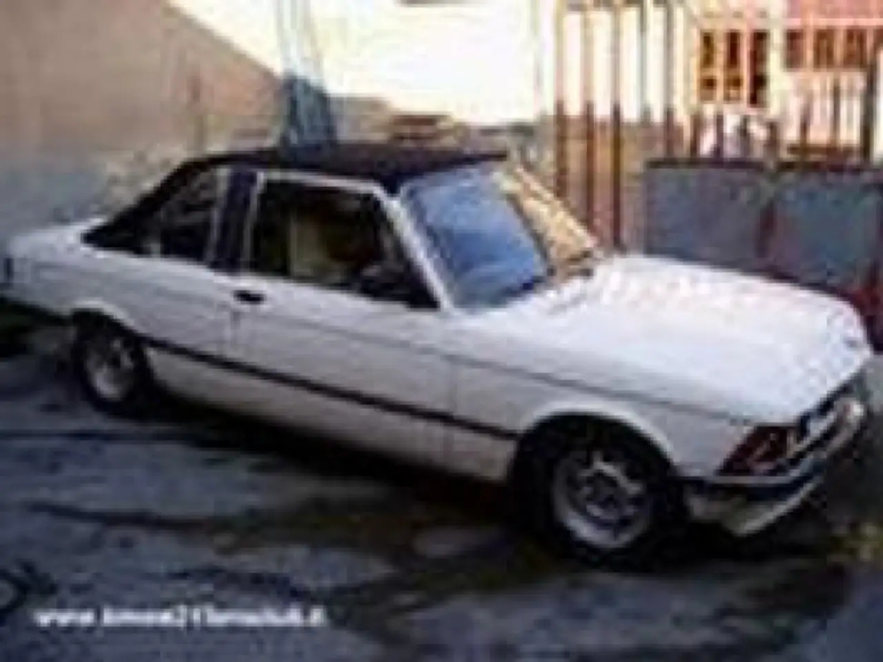 BMW 320/6, foto 2