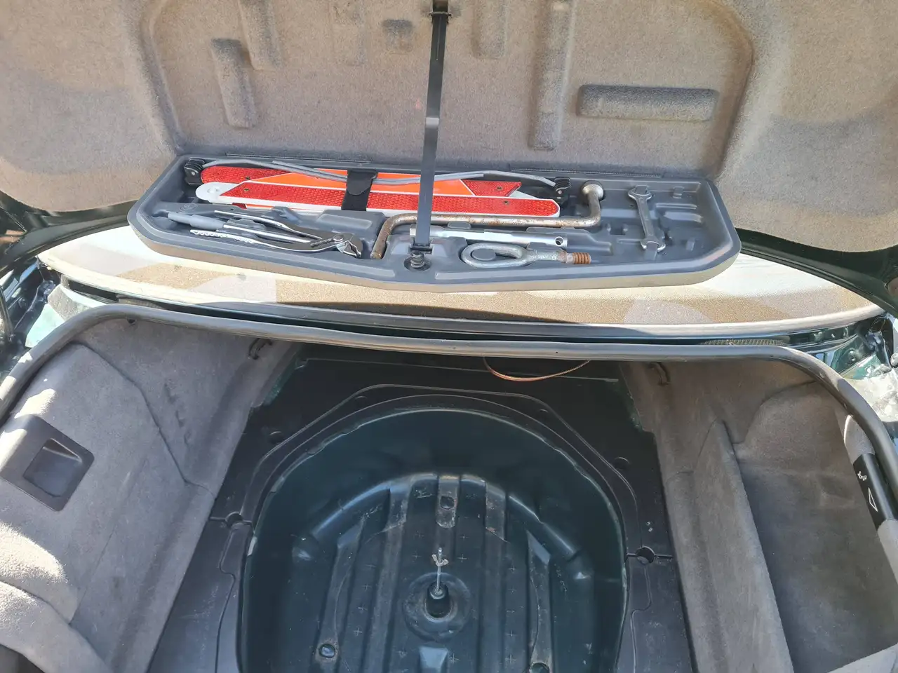 BMW 750i, foto 6