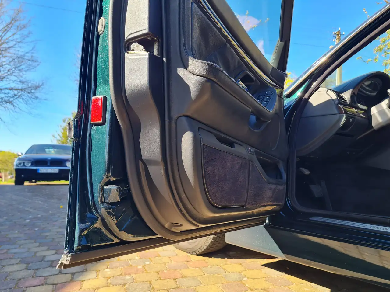 BMW 750i, foto 12