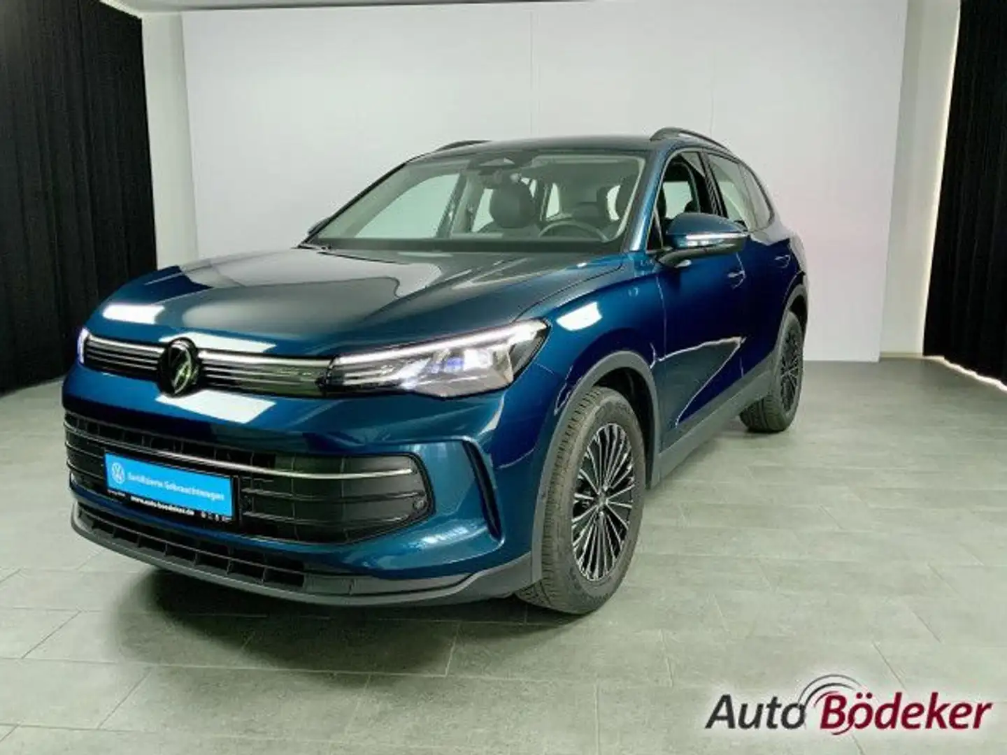 Volkswagen Tiguan 1.5 eTSI DSG Life Garantie b. 29.9.29 / LED Blauw - 2