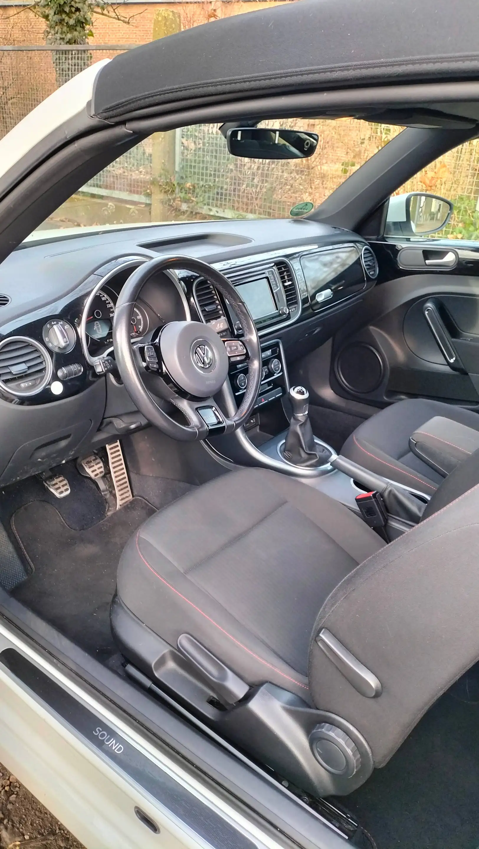 Volkswagen Beetle Cabrio 1.2 TSI "Sound" inkl. 14 Tage APPARTMENT, STANDORT ROQUETAS — photo 5