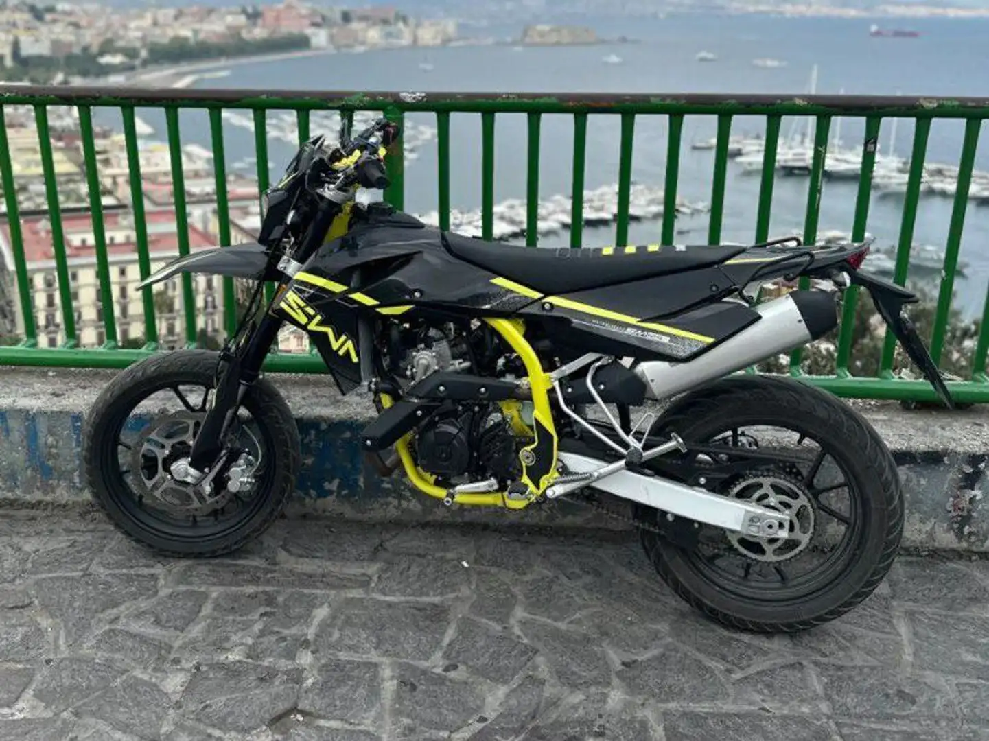 SWM SM 125 R Nero - 2
