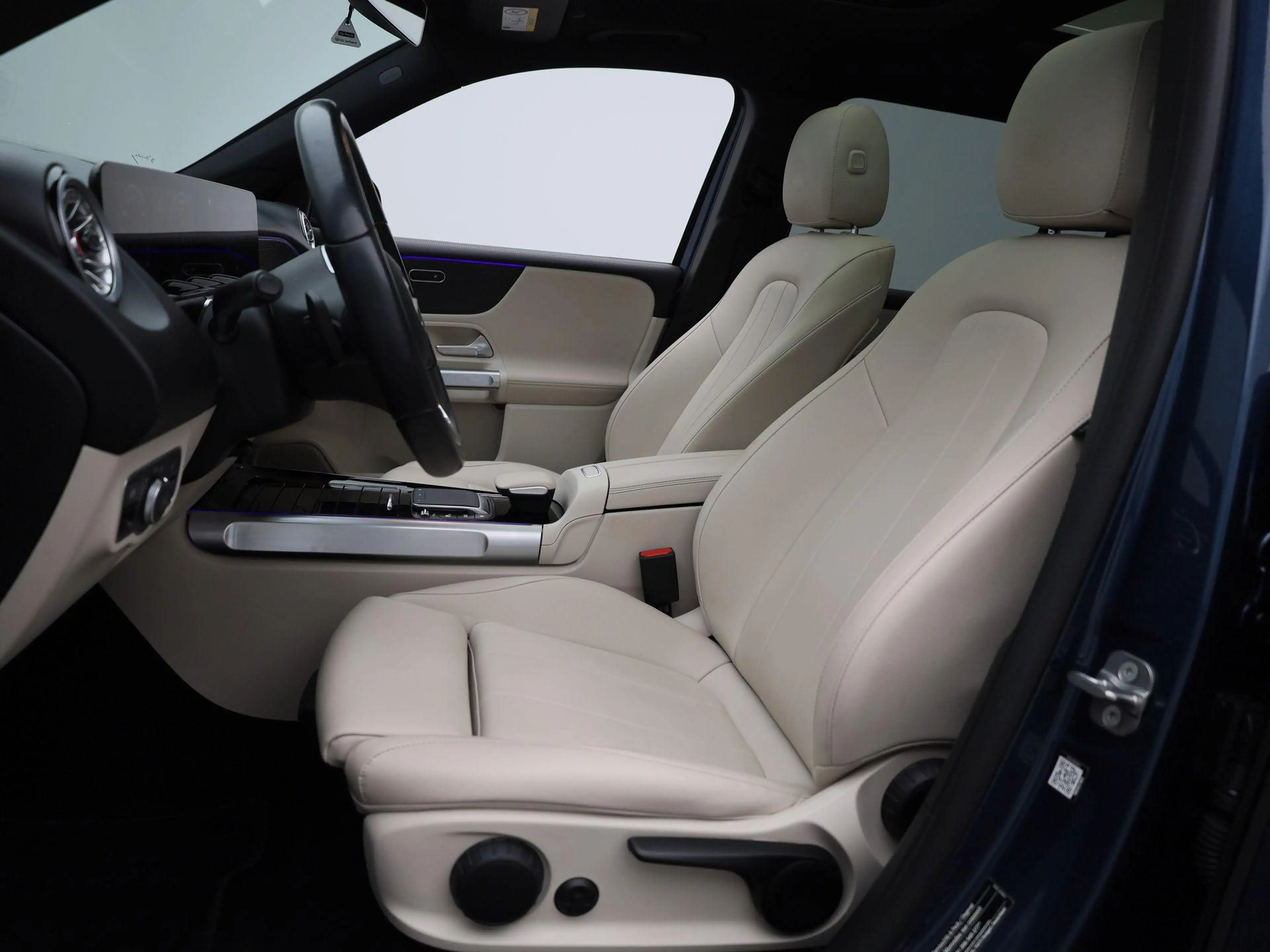 Mercedes-Benz EQB 250 Luxury Line 7p. 67 kWh | Wordt Verwacht | Apple Ca — photo 11
