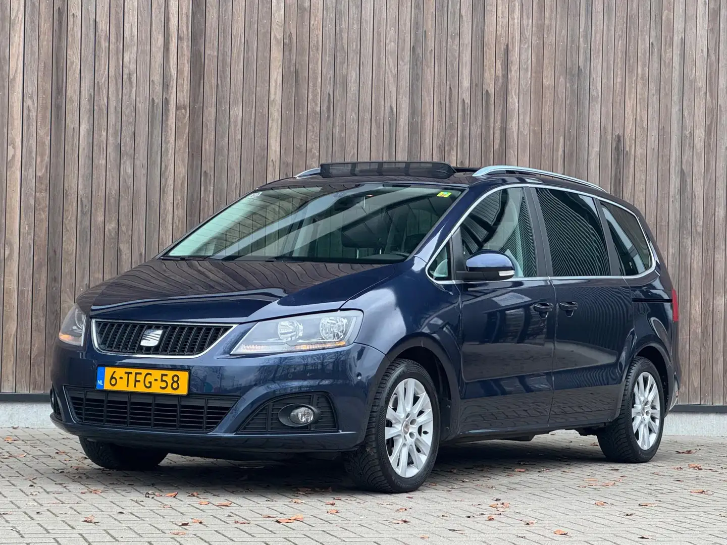 SEAT Alhambra 1.4 TSI Businessline Executive 7p |Automaat| Bleu - 2