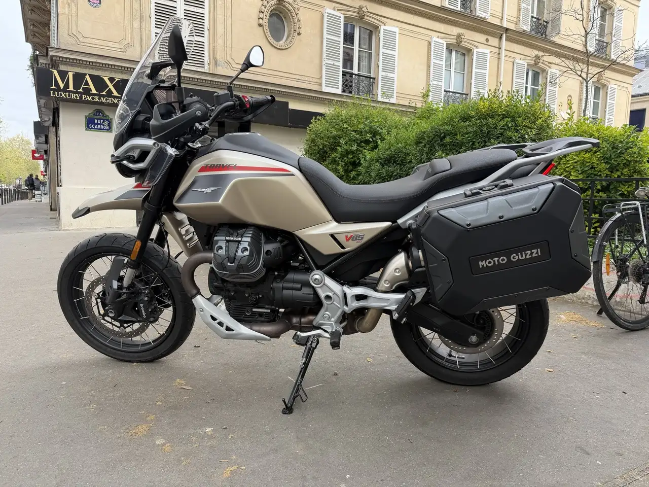 Moto Guzzi V 85 TT