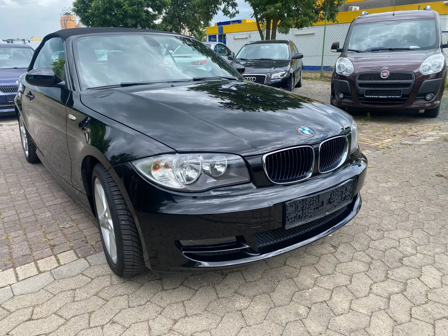 BMW 118 118i Schwarz - 2