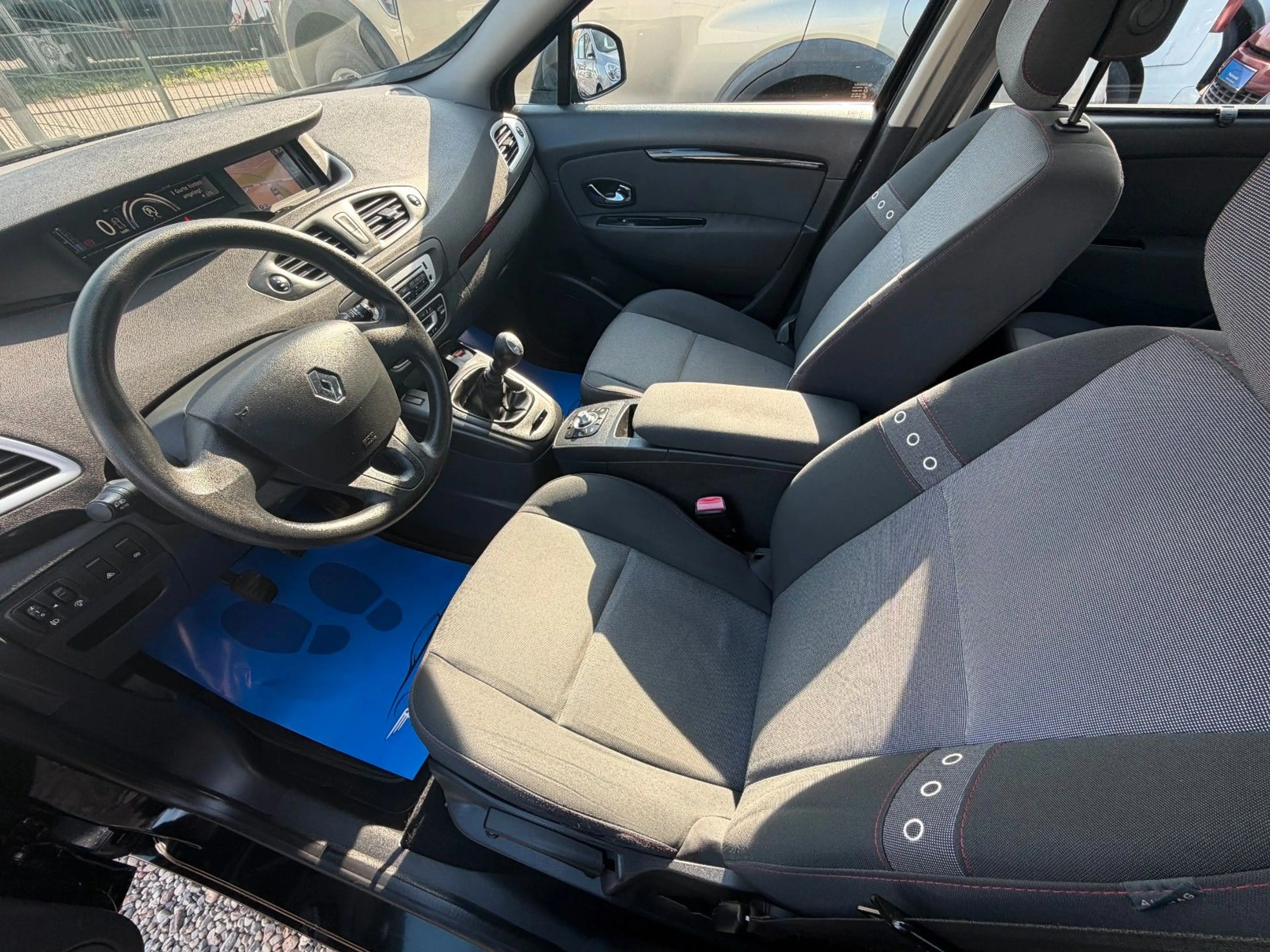 Renault Scenic Grand Expression*Klima*SHZ*Navi*TÜV NEU — photo 15