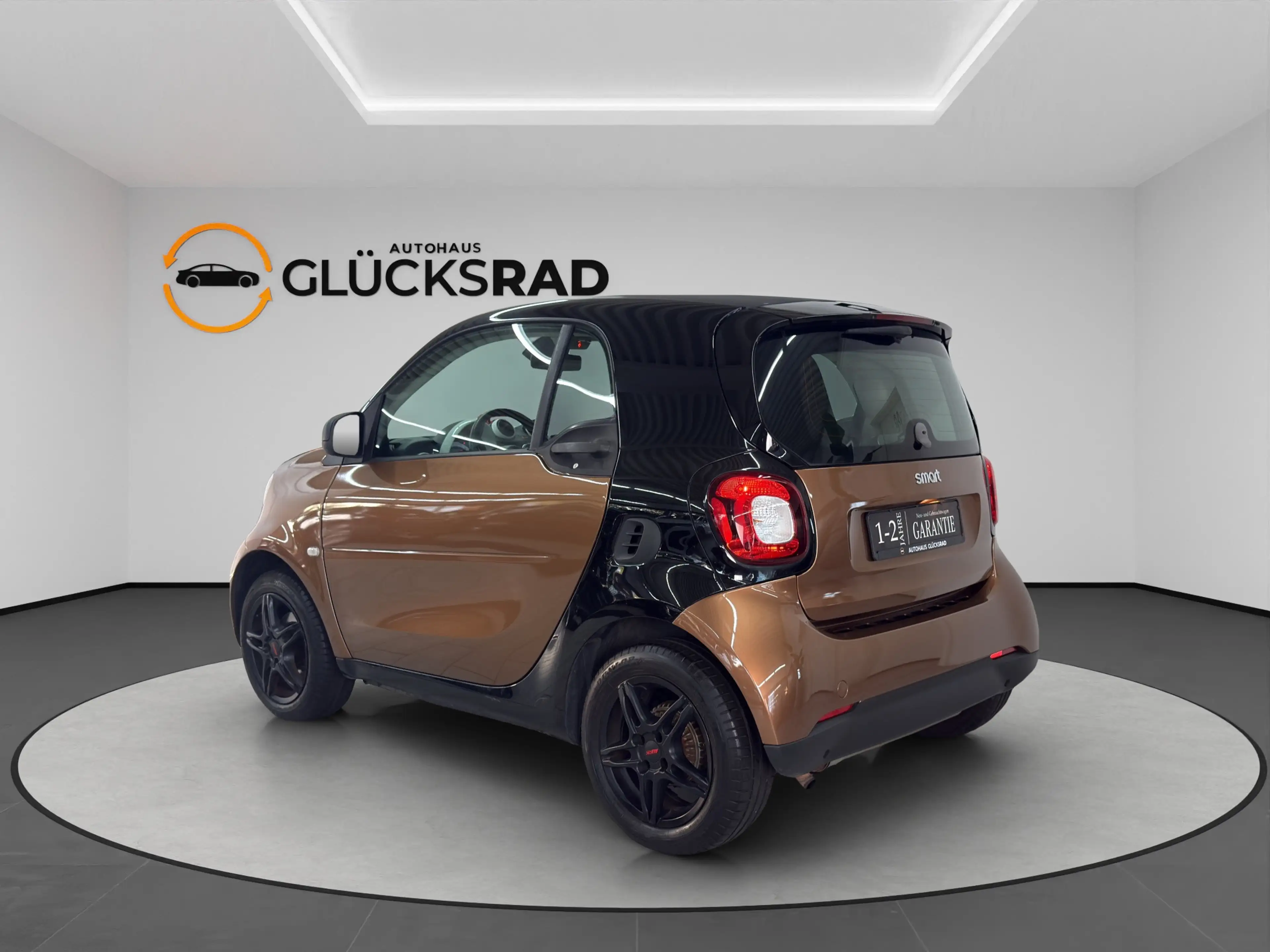 smart forTwo 52 kW 1-Hand Bluetooth Temp HU+Service — photo 4