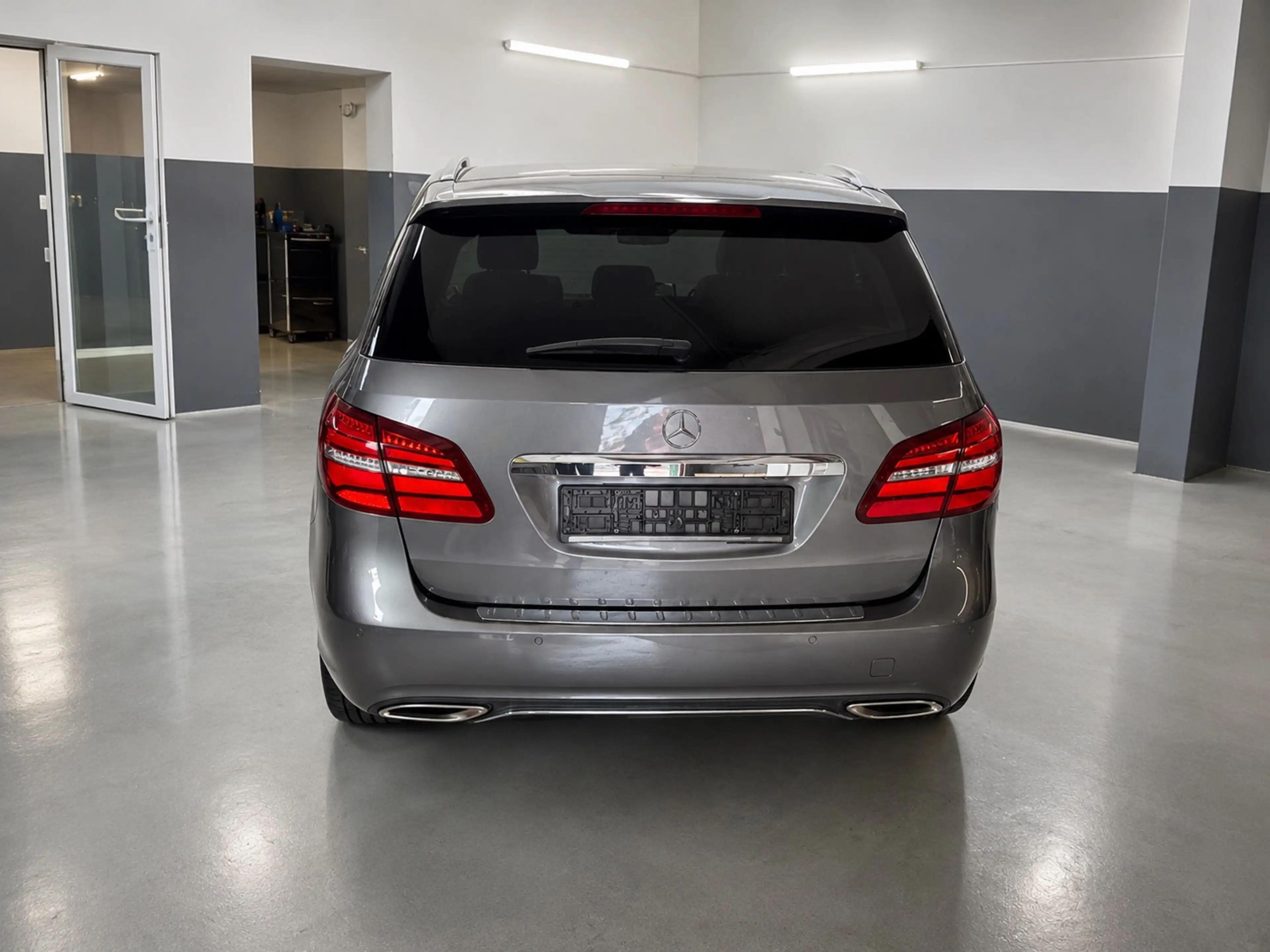 Mercedes-Benz B 220 B 220 4Matic (246.247) — photo 6