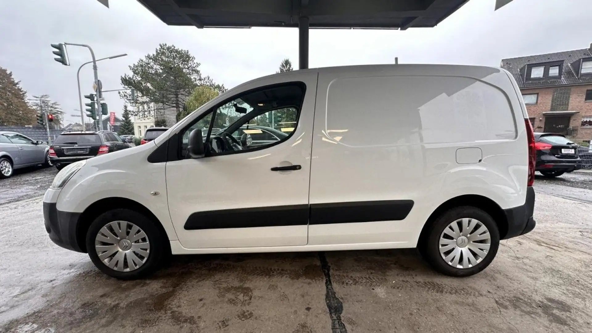 Citroen Berlingo Kasten Niveau B L1*Pdc*Tüv-Neu*Top* Weiß - 2