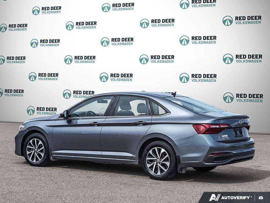 2022 Volkswagen Jetta Trendline | One Owner | Heated Front Seats — снимка 1