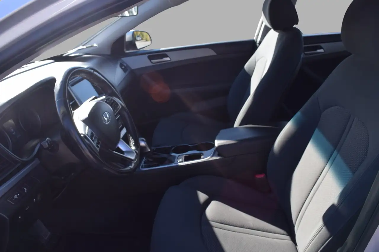 Hyundai SONATA снимка Hyundai SONATA