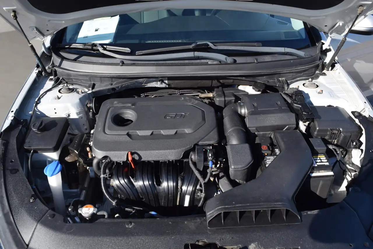 Hyundai SONATA снимка Hyundai SONATA