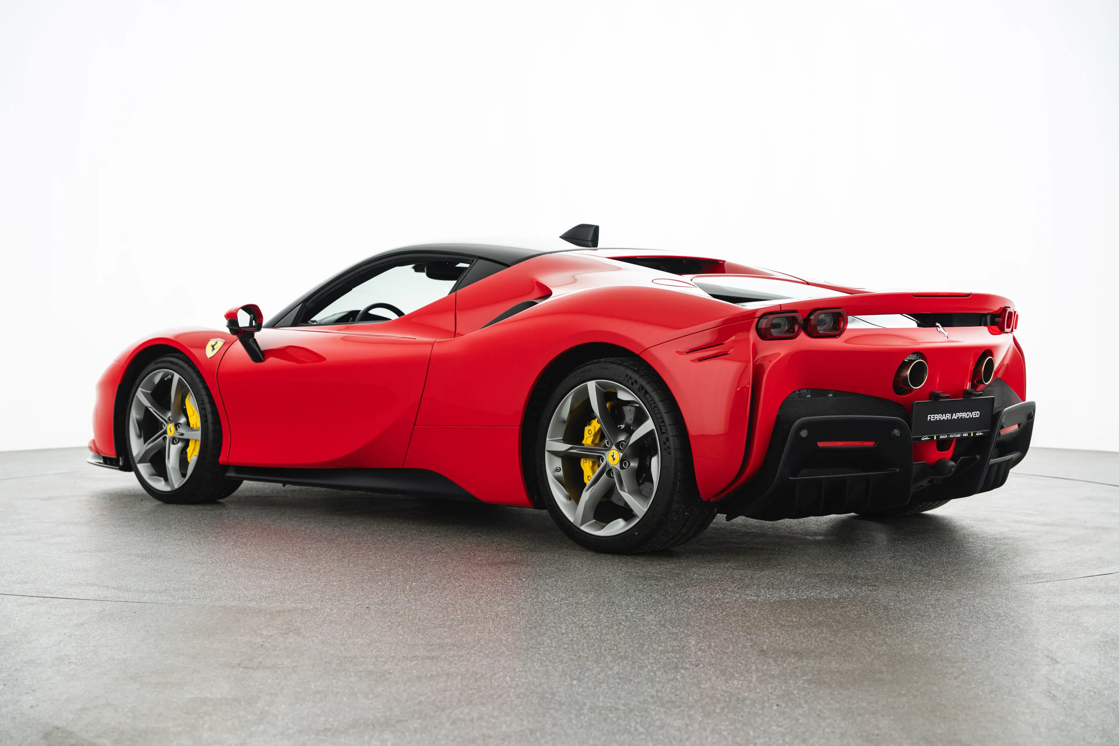 Ferrari SF90 Stradale — photo 7