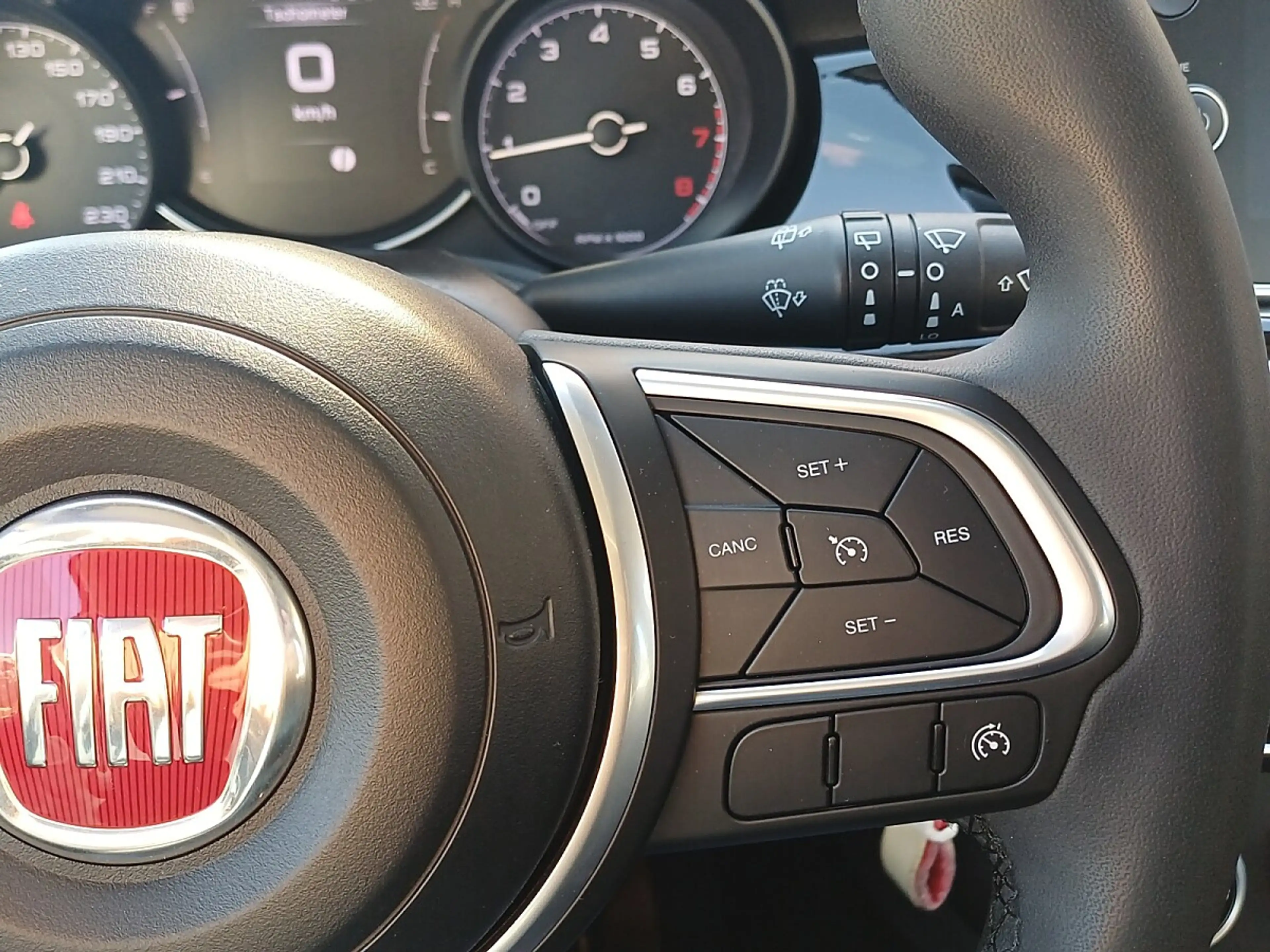 Fiat 500X FireFly Turbo 120 Lounge — photo 13