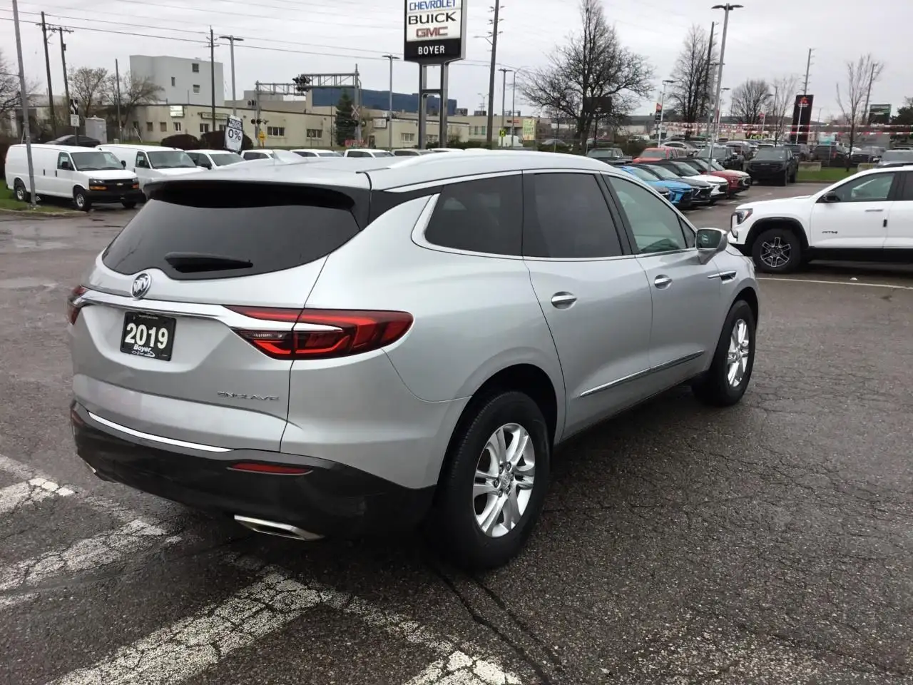 Buick Enclave снимка Buick Enclave