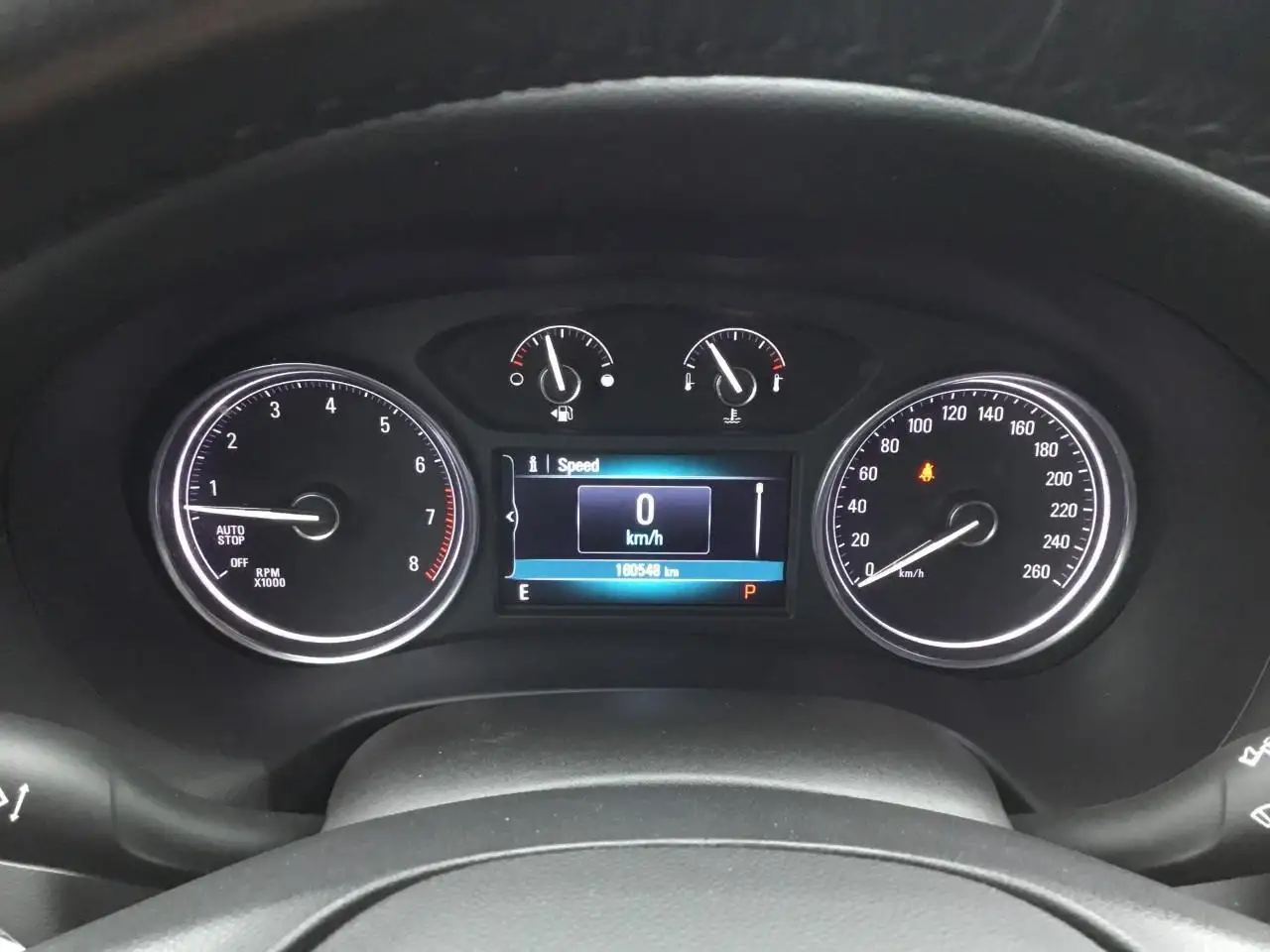 Buick Enclave снимка Buick Enclave