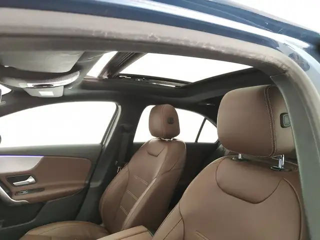 Mercedes-Benz A view 15