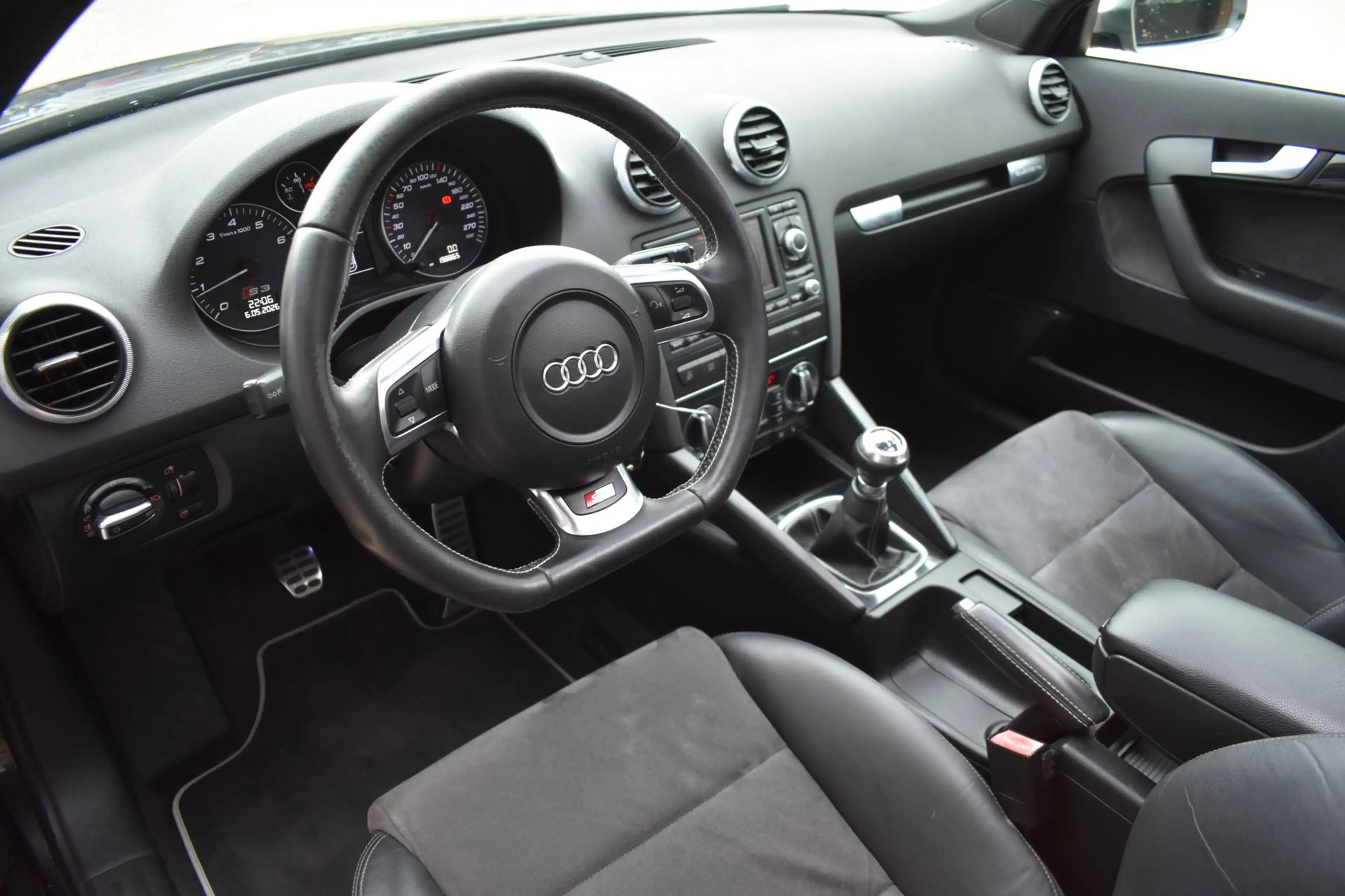 Audi S3 Sportback 2.0 TFSI S3 quattro Ambition '08 Pano Xe — photo 7