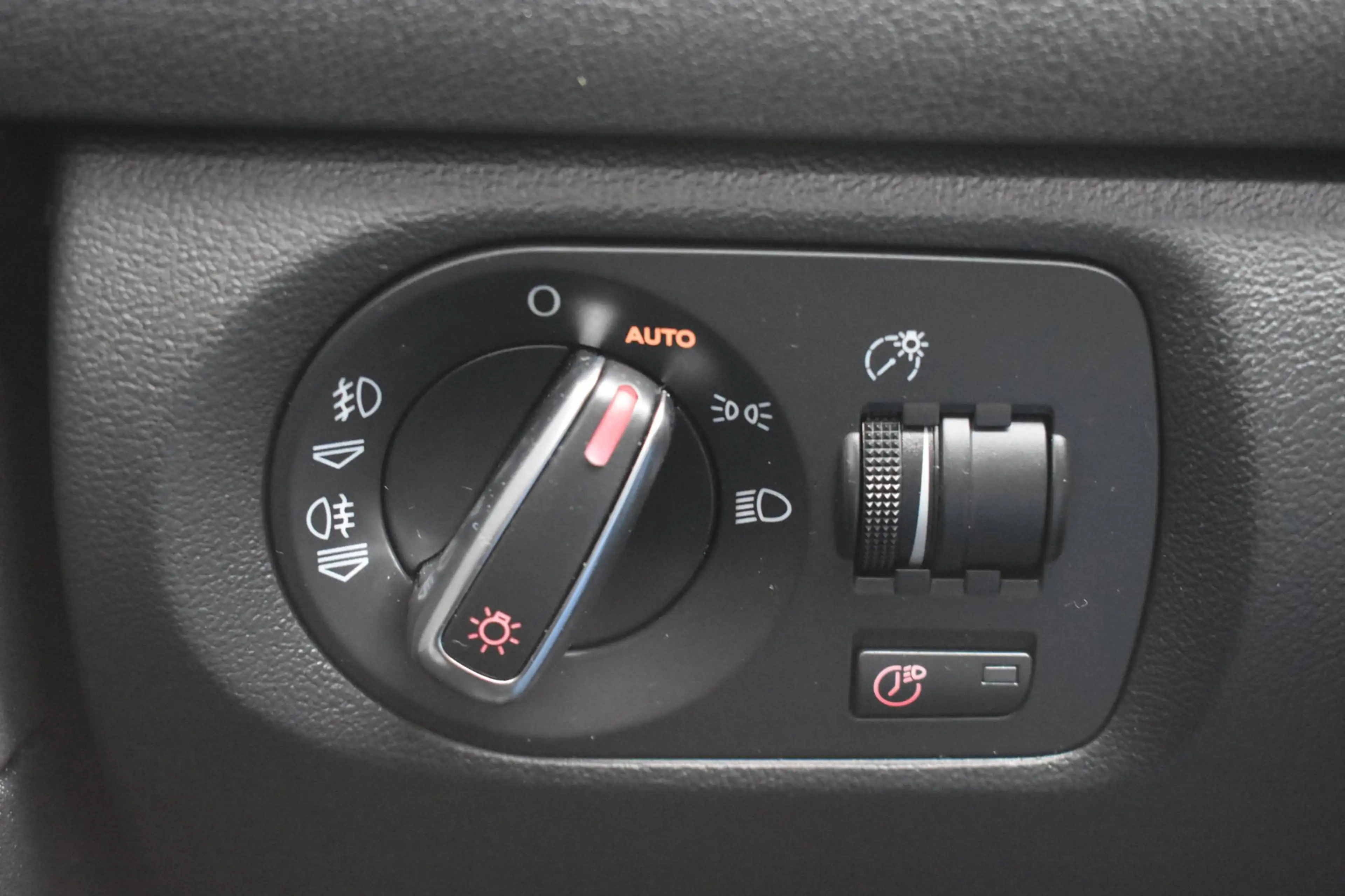 Audi S3 Sportback 2.0 TFSI S3 quattro Ambition '08 Pano Xe — photo 17