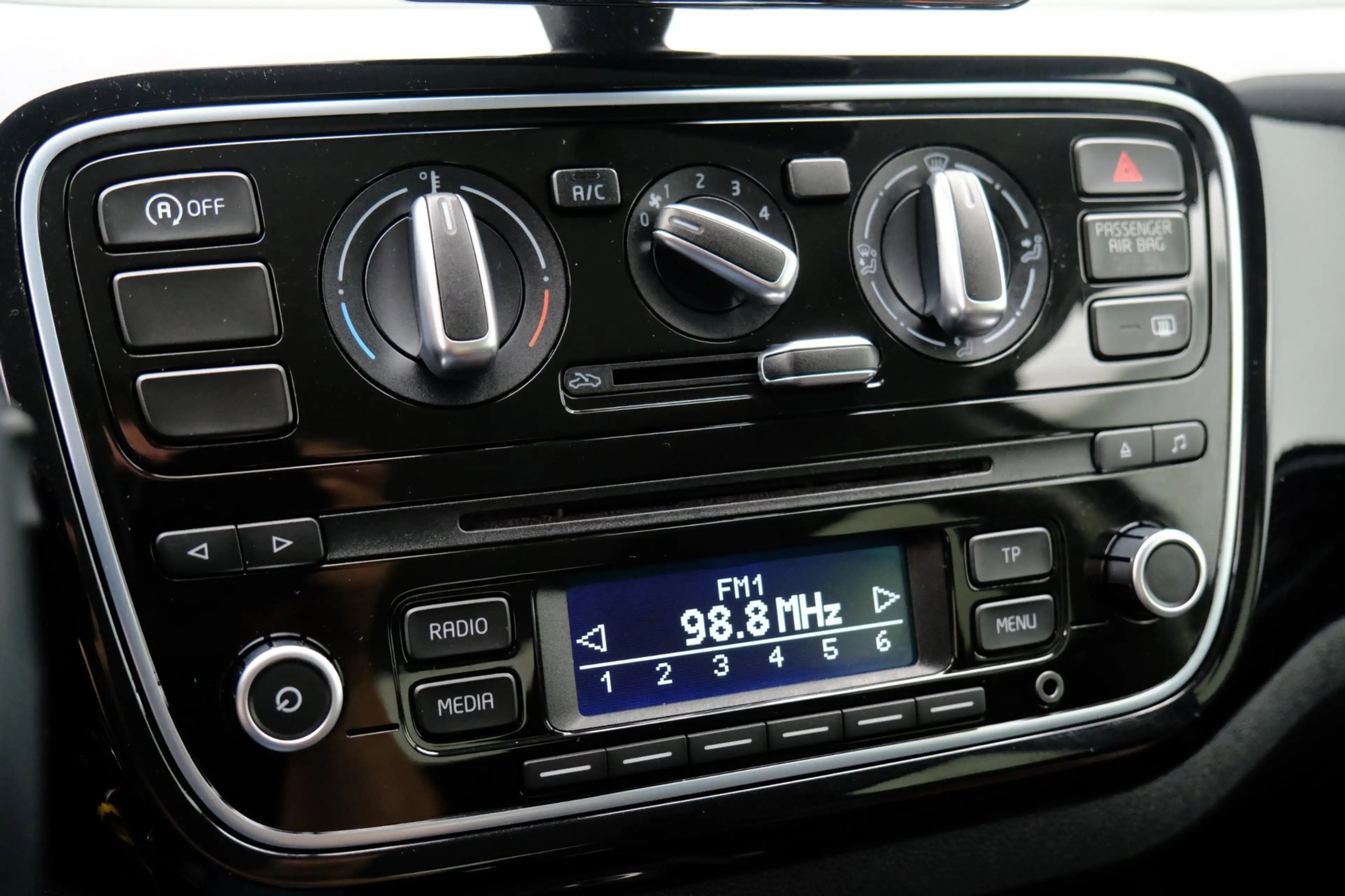 Volkswagen up! 1.0 groove up! BlueMotion 5-drs Navi|Airco|Cruise| — photo 13