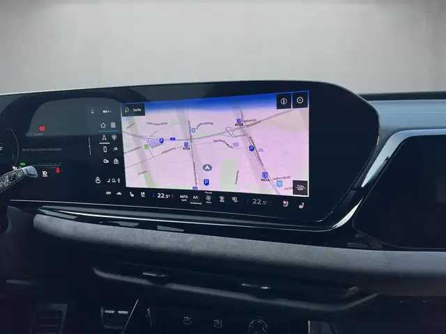Audi A6 view 10
