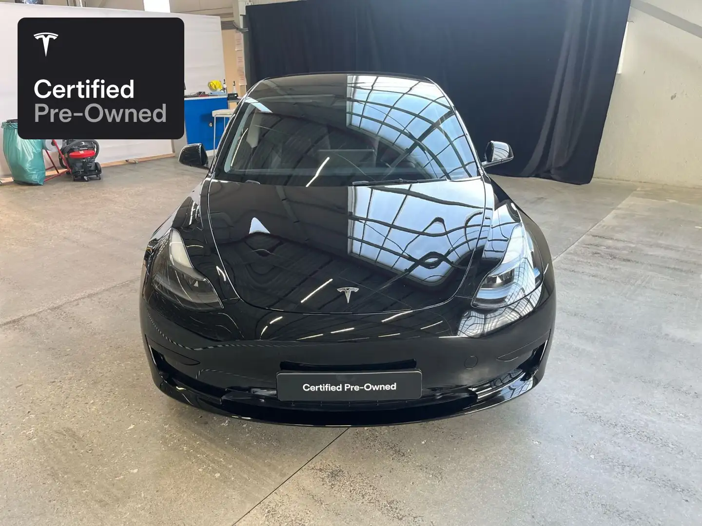 Tesla Model 3 Rear-Wheel Drive "Certified Pre-Owned" Noir - 2
