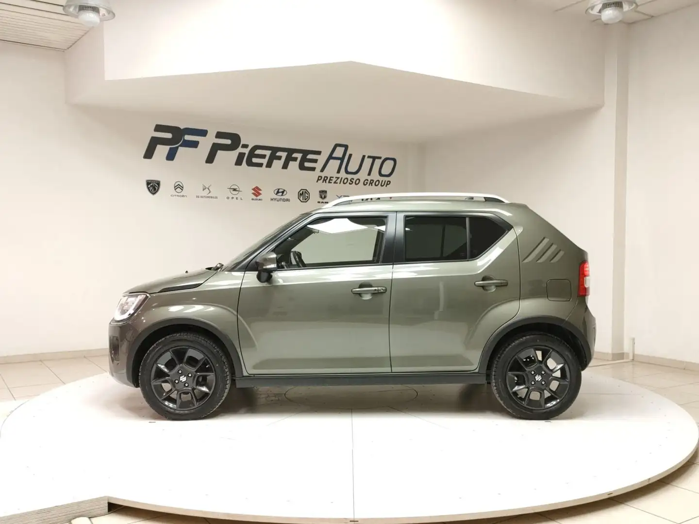 Suzuki Ignis 1.2 Hybrid 4WD All Grip Top Verde - 2