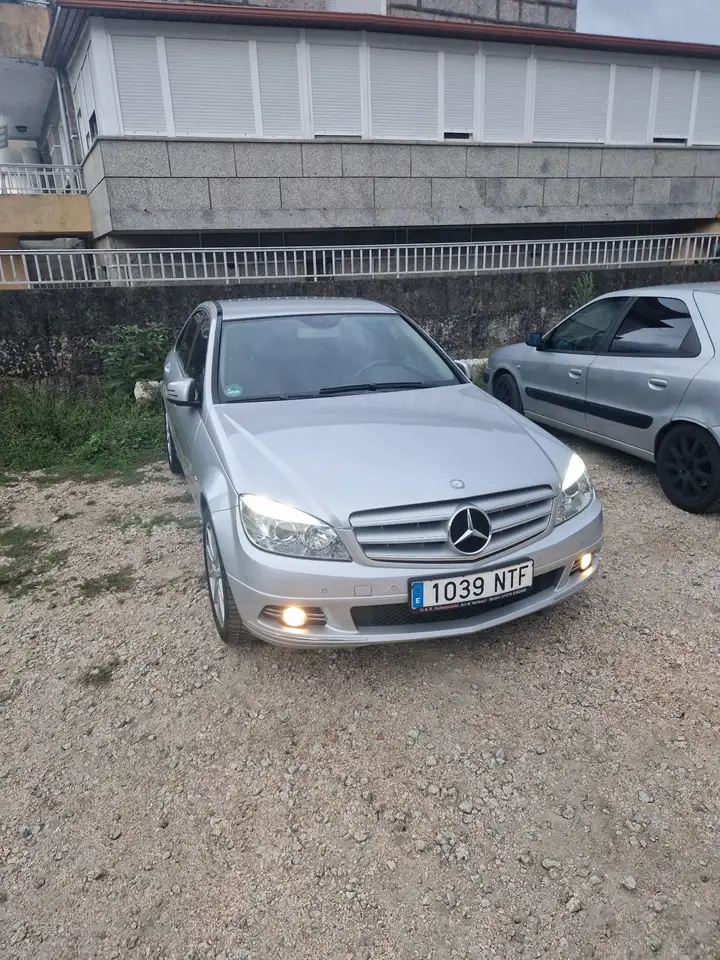 Mercedes-Benz C 180