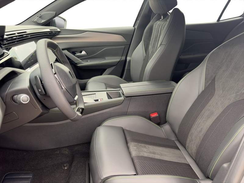 Peugeot 408 GT Exclusive 145 360+Kam.+KeyLess+LED+SD — photo 11