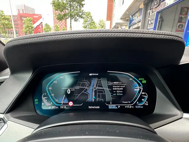 BMW X5 view 15