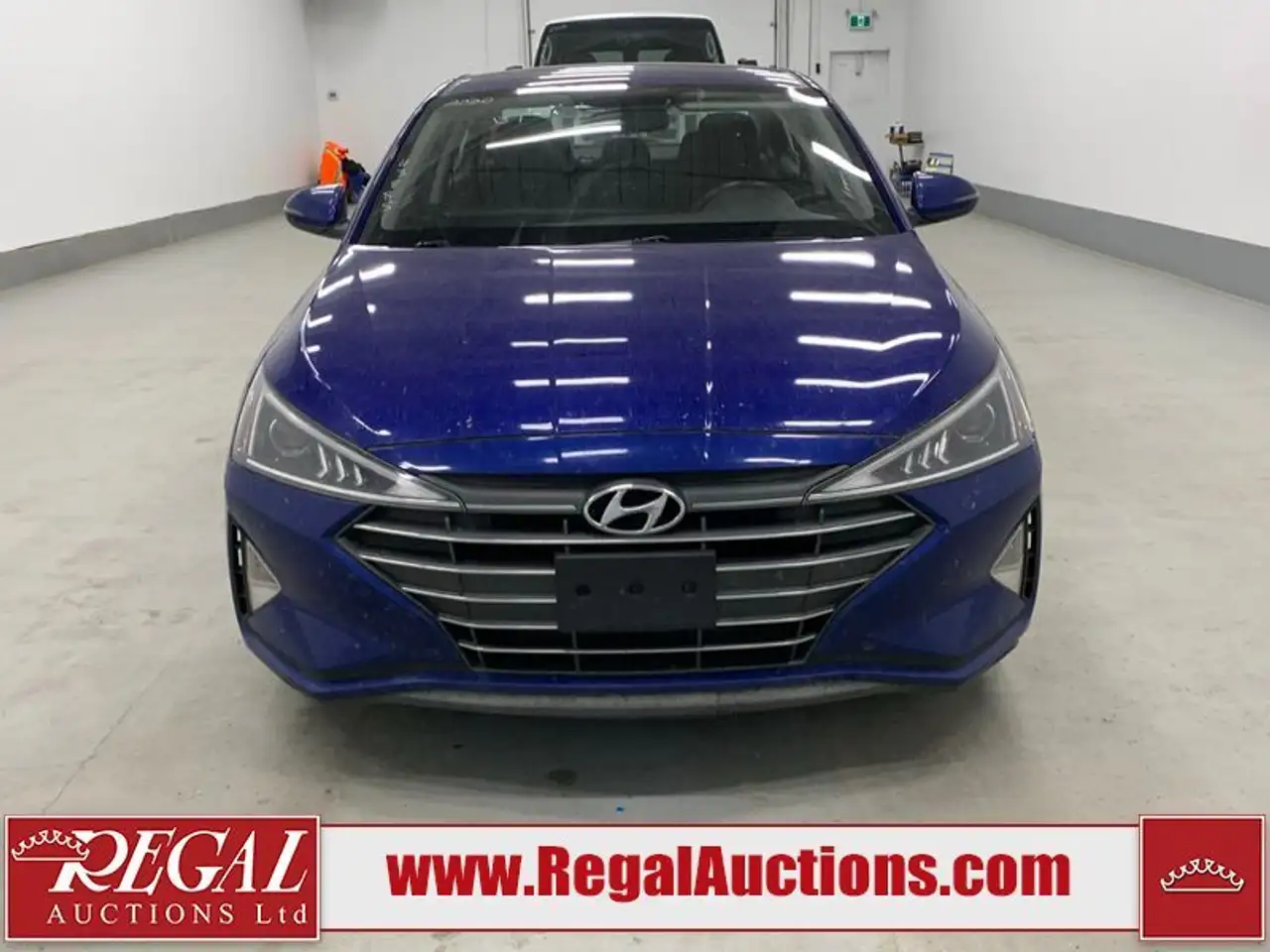 Hyundai ELANTRA снимка Hyundai ELANTRA