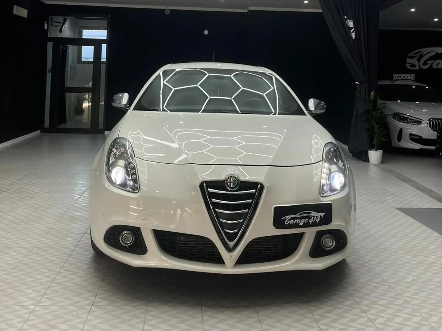 Alfa Romeo Giulietta Giulietta III 2010 2.0 jtdm Bianco - 2
