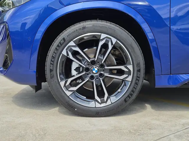BMW X1 view 12
